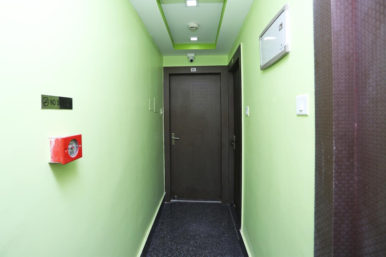Oyo 9975 Hotel Asmeet 加尔各答 外观 照片